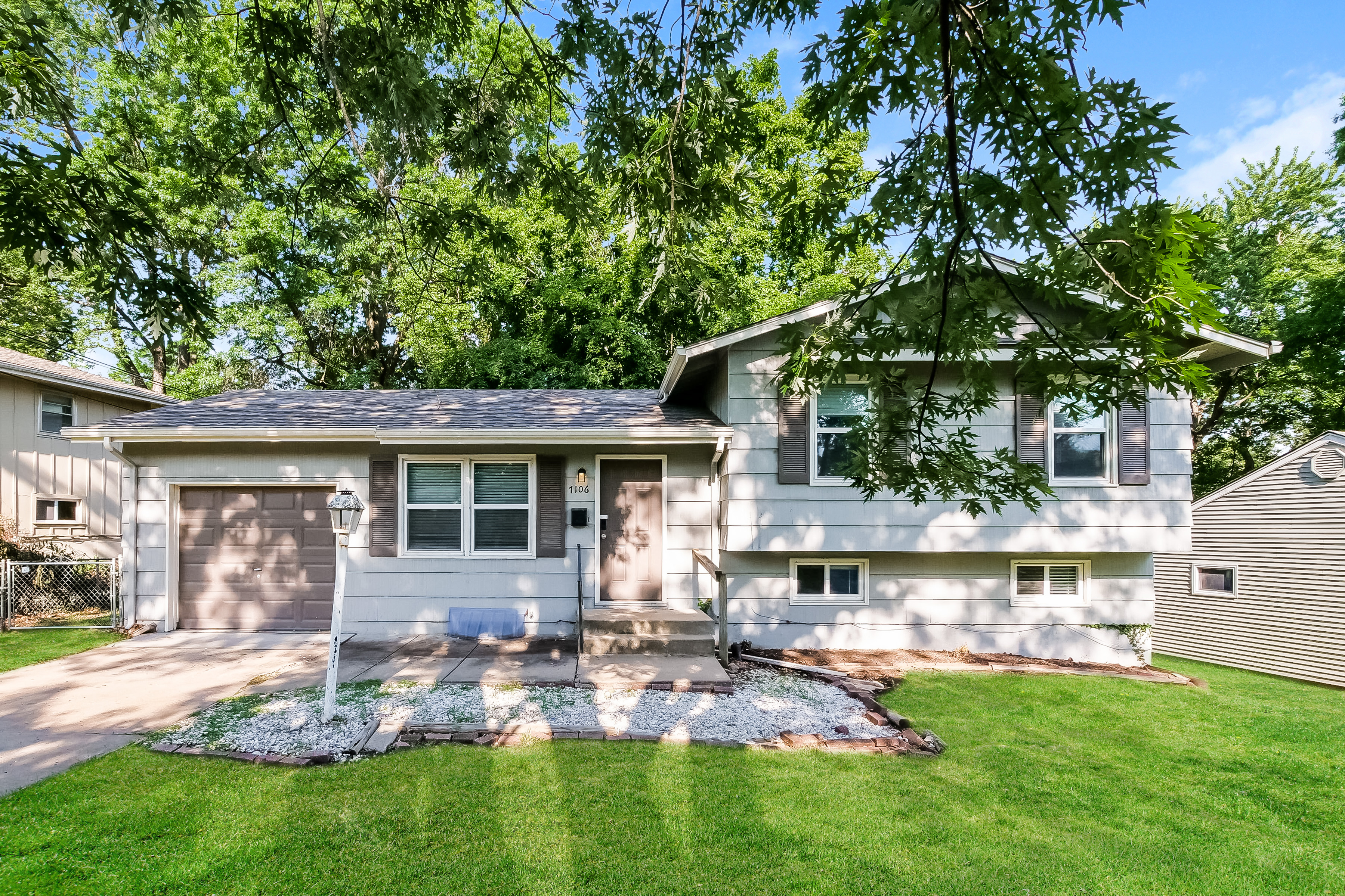 7106 Ballentine St Shawnee, KS 66203